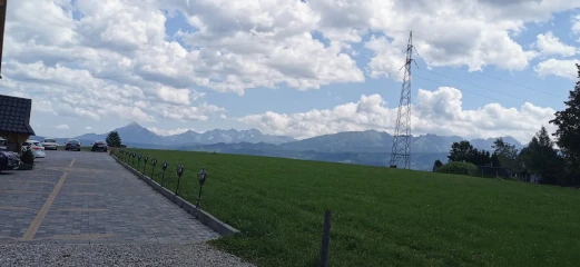 O altă vedere a proprietății